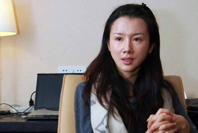 一开始热衷于整容的孙菲菲,终于意识到自己被美容医生坑惨了!