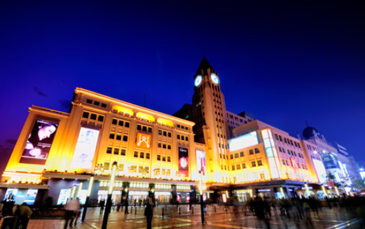 北京户外广告投放价格,王府井百货大楼大屏广告投放折扣