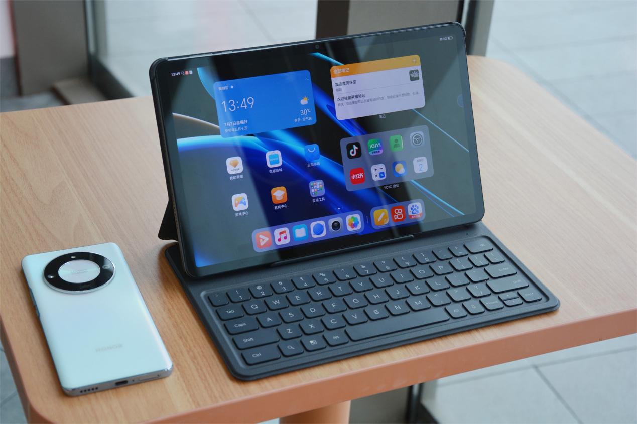 荣耀平板x8 pro体验:2k高清屏,120hz刷新,千元价格太强悍