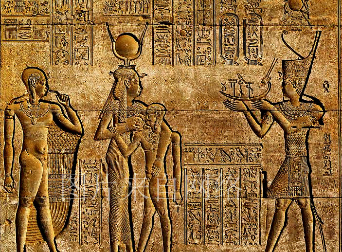 古埃及墓葬艺术的独特之处及宗教对文化的影响