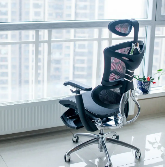 人体工学办公椅是打工人的"护腰神器"人体工学椅护腰
