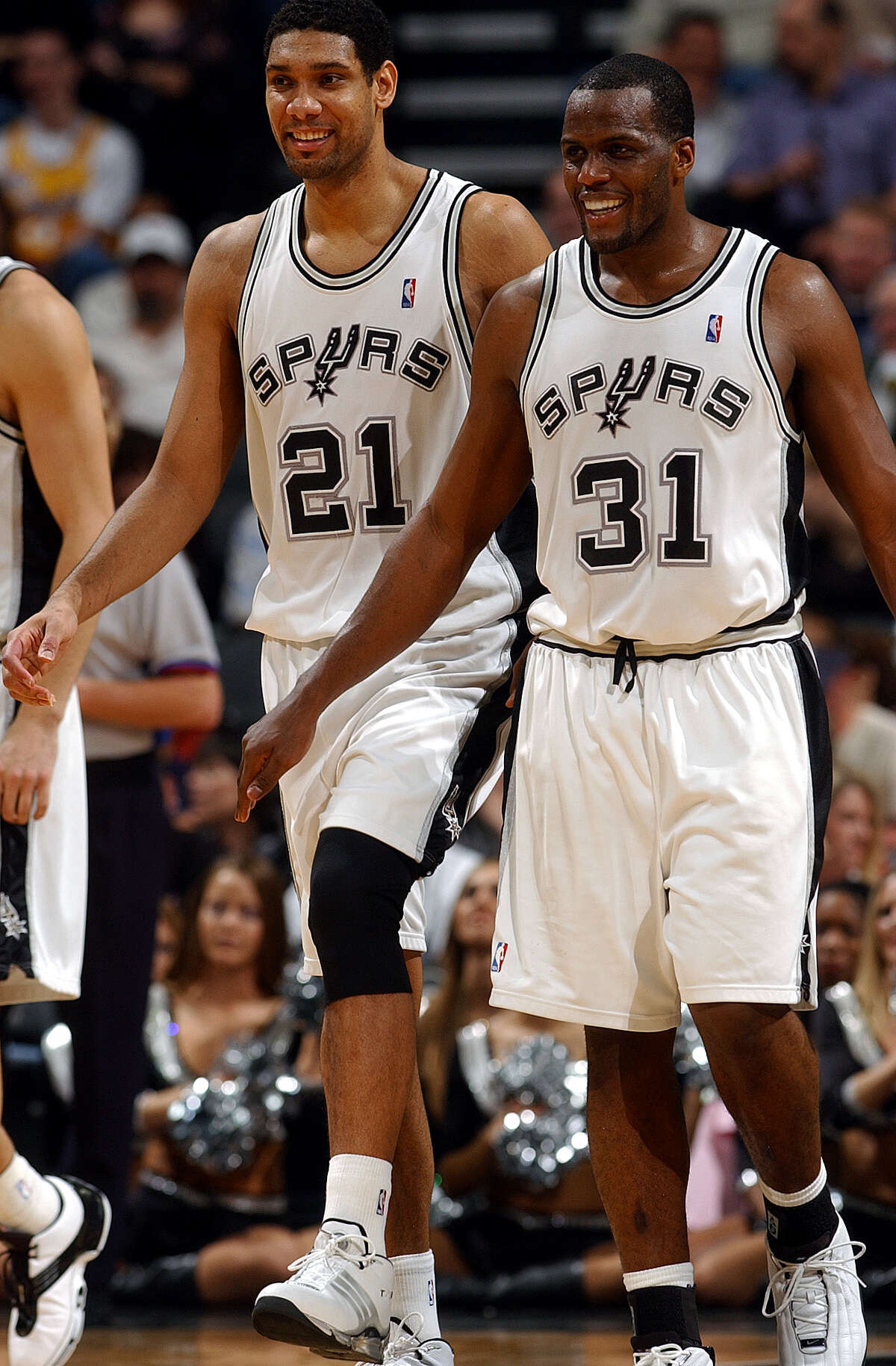 马刺50年50大球星之第20位:铁血而又热情的黑玫瑰——马利克罗斯