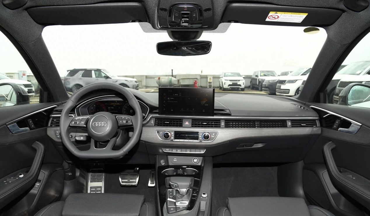 奥迪a4l 2024年新车首发!