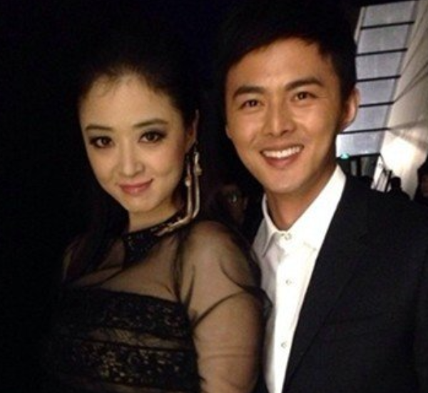 回看蒋欣恋情,再长的感情,也会被舆论冲散