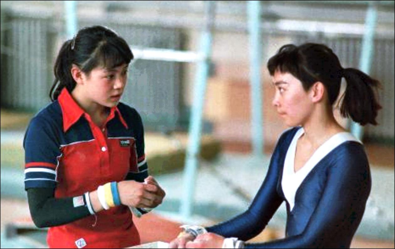 李月久:首位体操世界冠军,退役后移民美国,因一个贡献被夸爱国