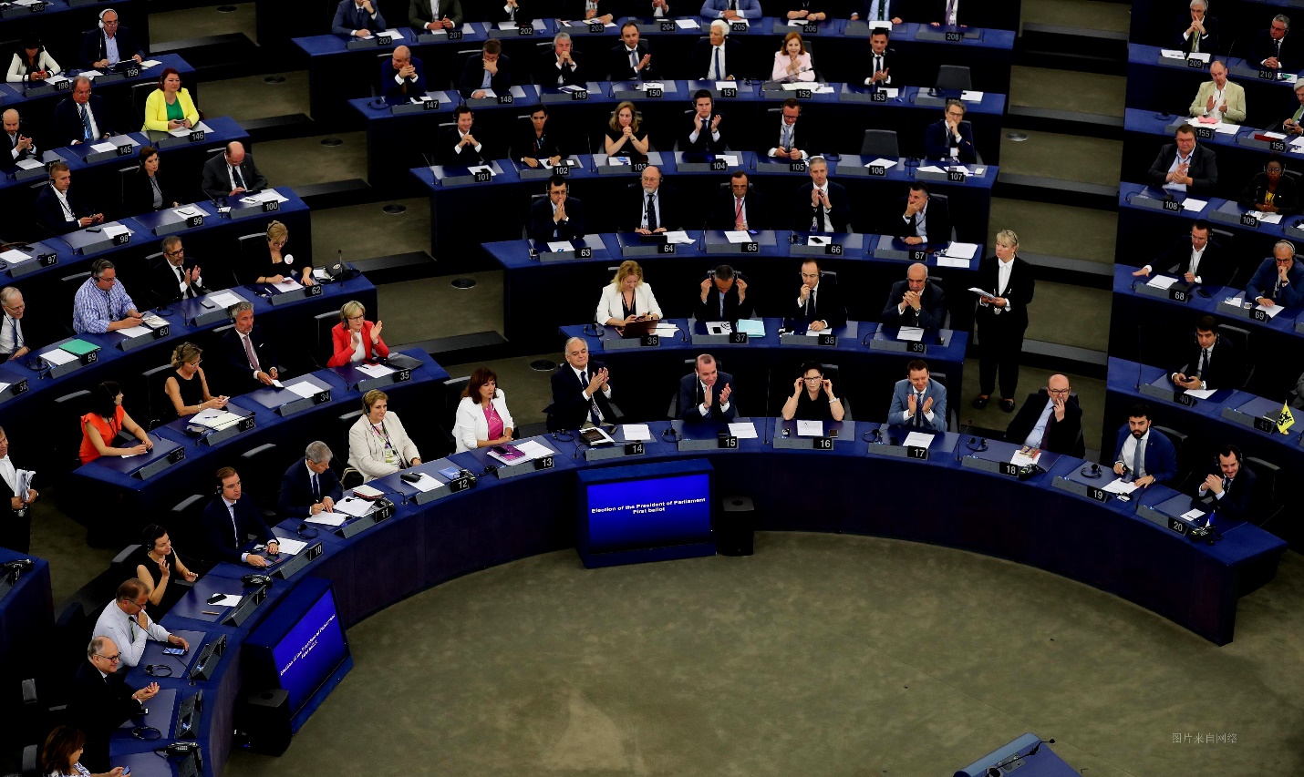 波兰议员前往台湾,并曝出欧洲议会高规格接待吴钊燮