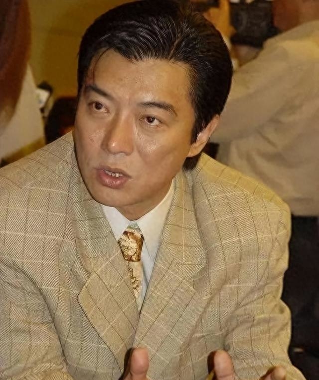 张佩华:我这辈子最正确的决定,就是娶了空姐生一儿一女