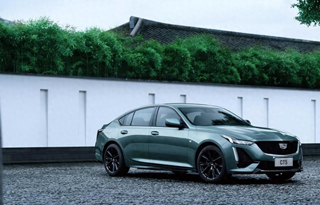 20个w出头,入手豪华后驱凯迪拉克ct5,错过就后悔!