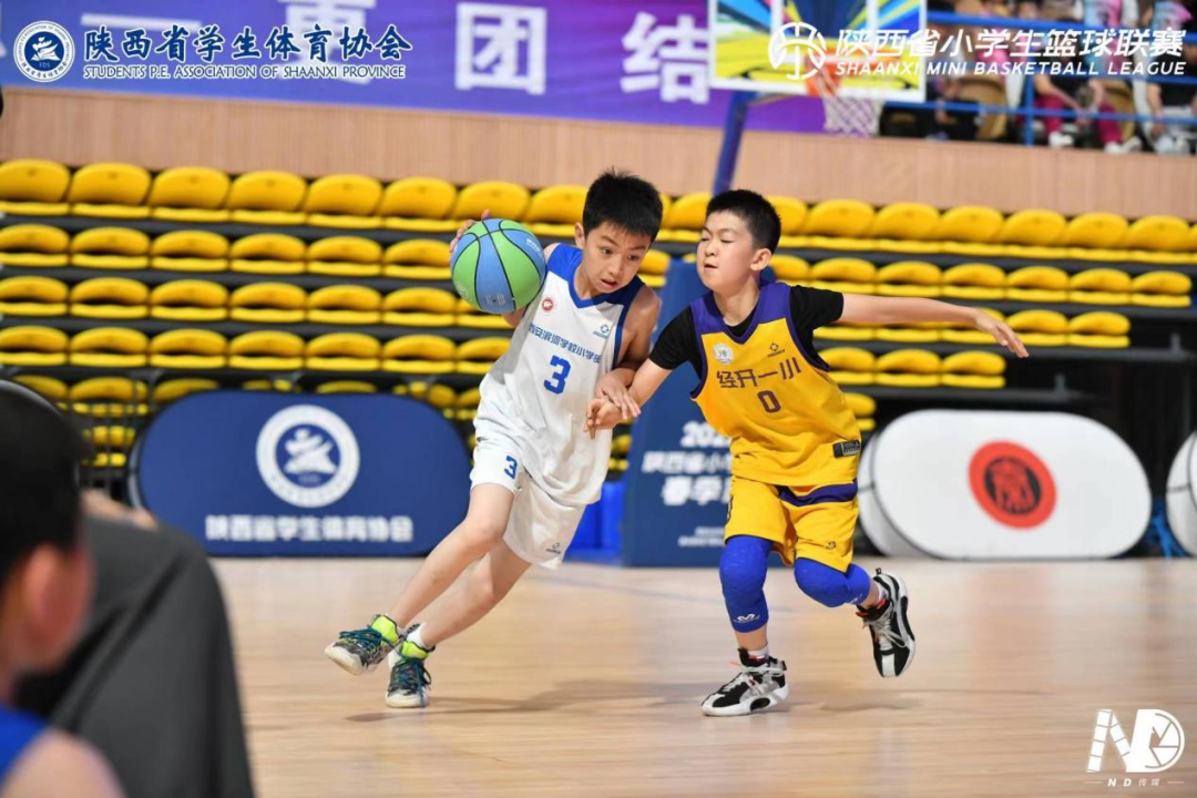 经开一小篮球队勇夺陕西省小学生篮球联赛亚军,季军
