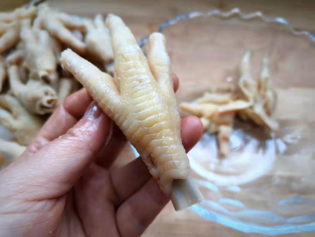 这4种"毒鸡爪"不要吃,坑了你的钱伤了你的胃,内行人都懂