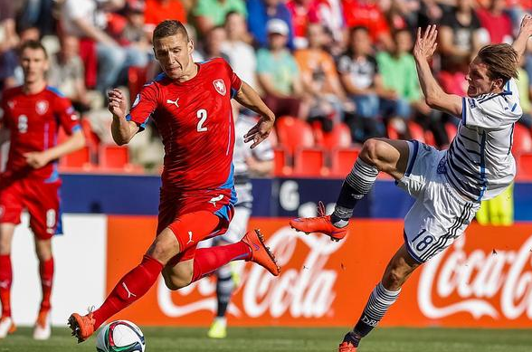 欧预赛:波兰vs捷克,波兰主场优势明显,本场寻求反弹