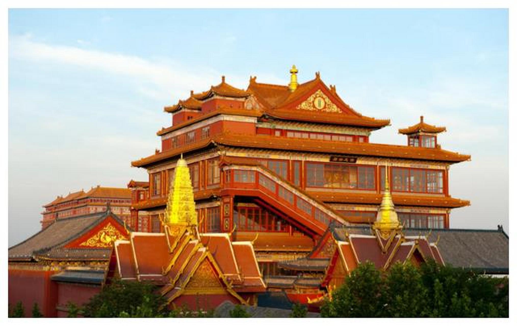 中信国安天下第一城是位于河北香河县的一个旅游胜地,被誉为"小北京"