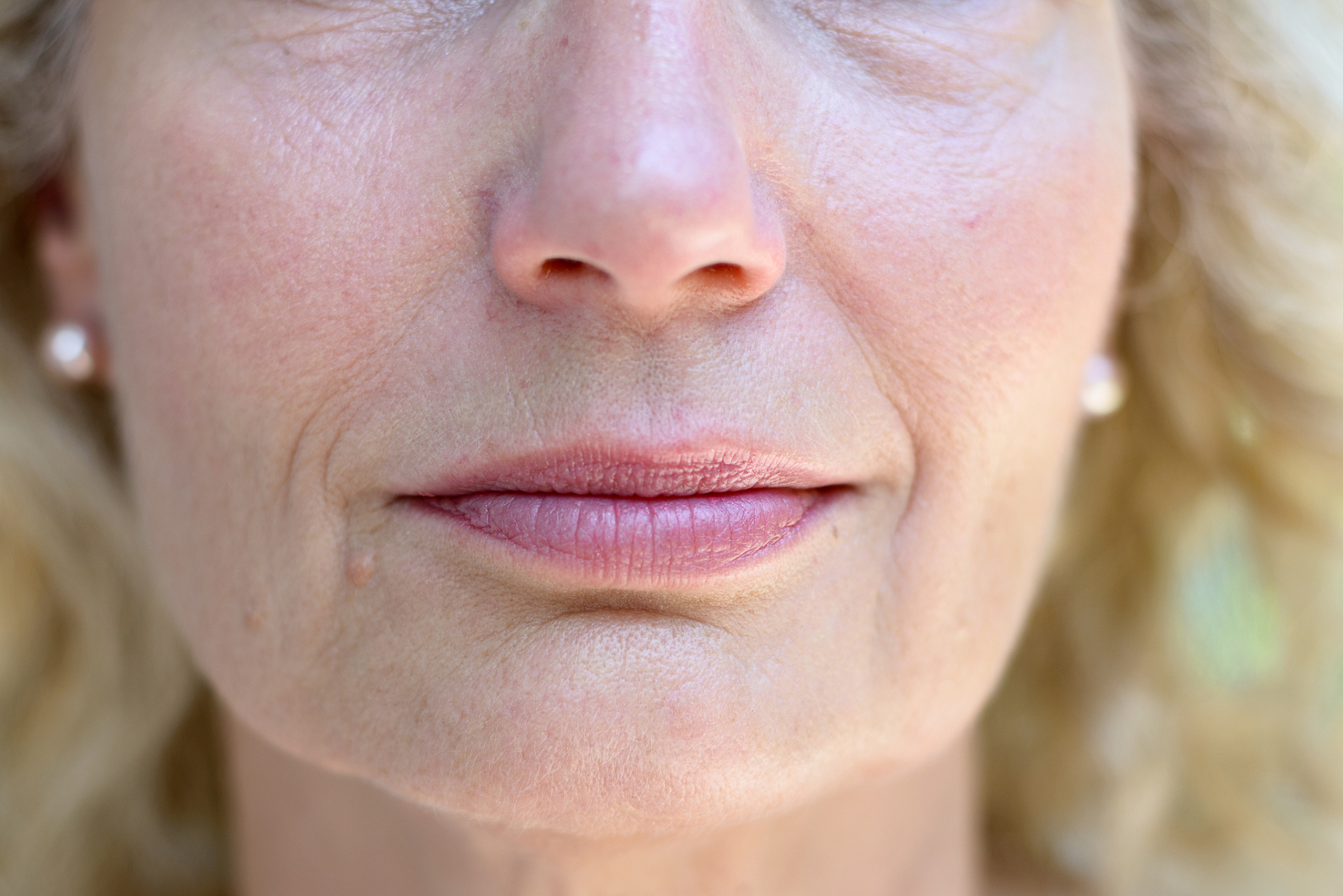 嘴周为什么会发生下垂和松弛?要如何有效对抗衰老?本文带你了解