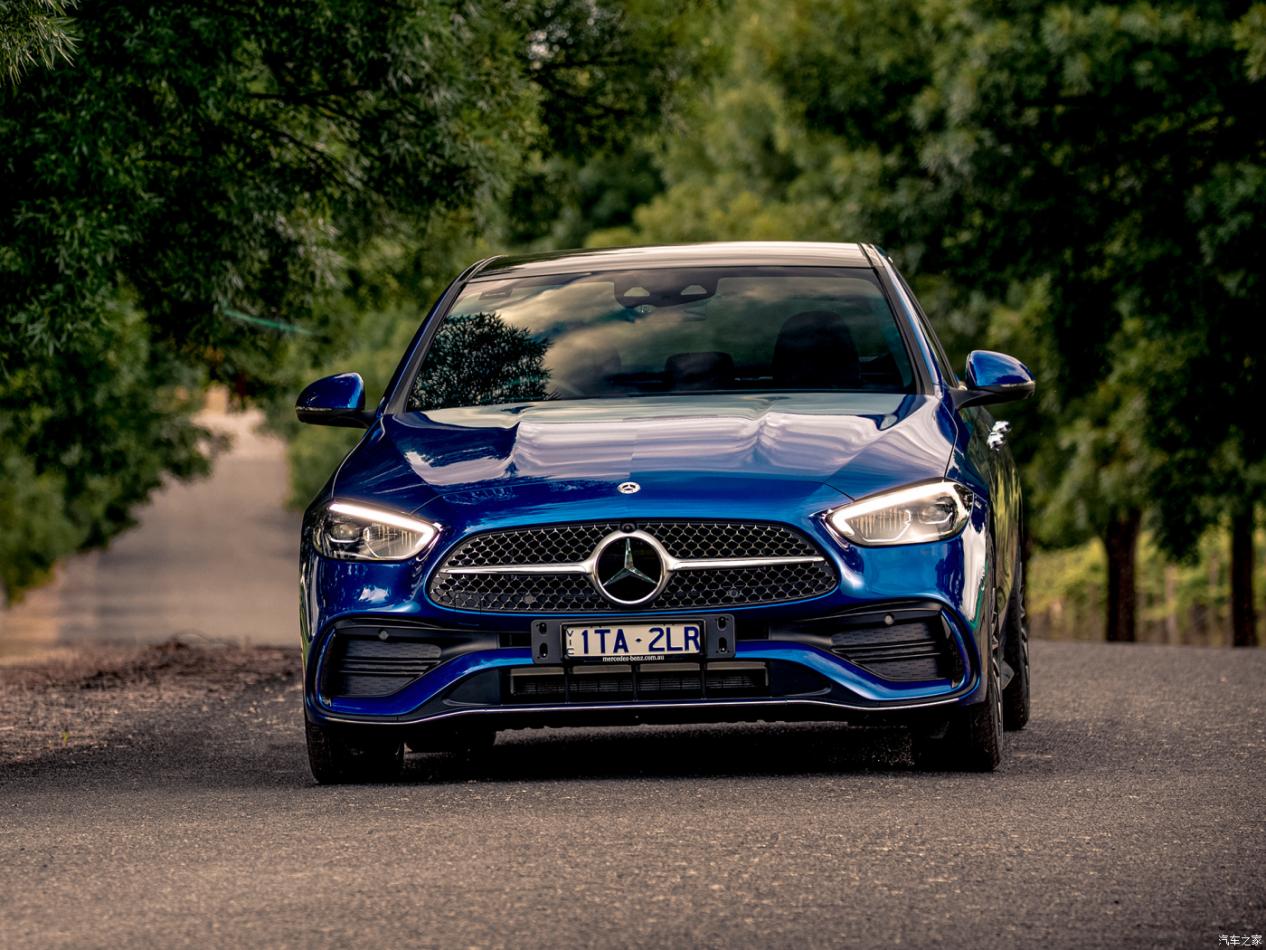 2023梅赛德斯奔驰c级跑车c220d,4matic外部和内部细节展示