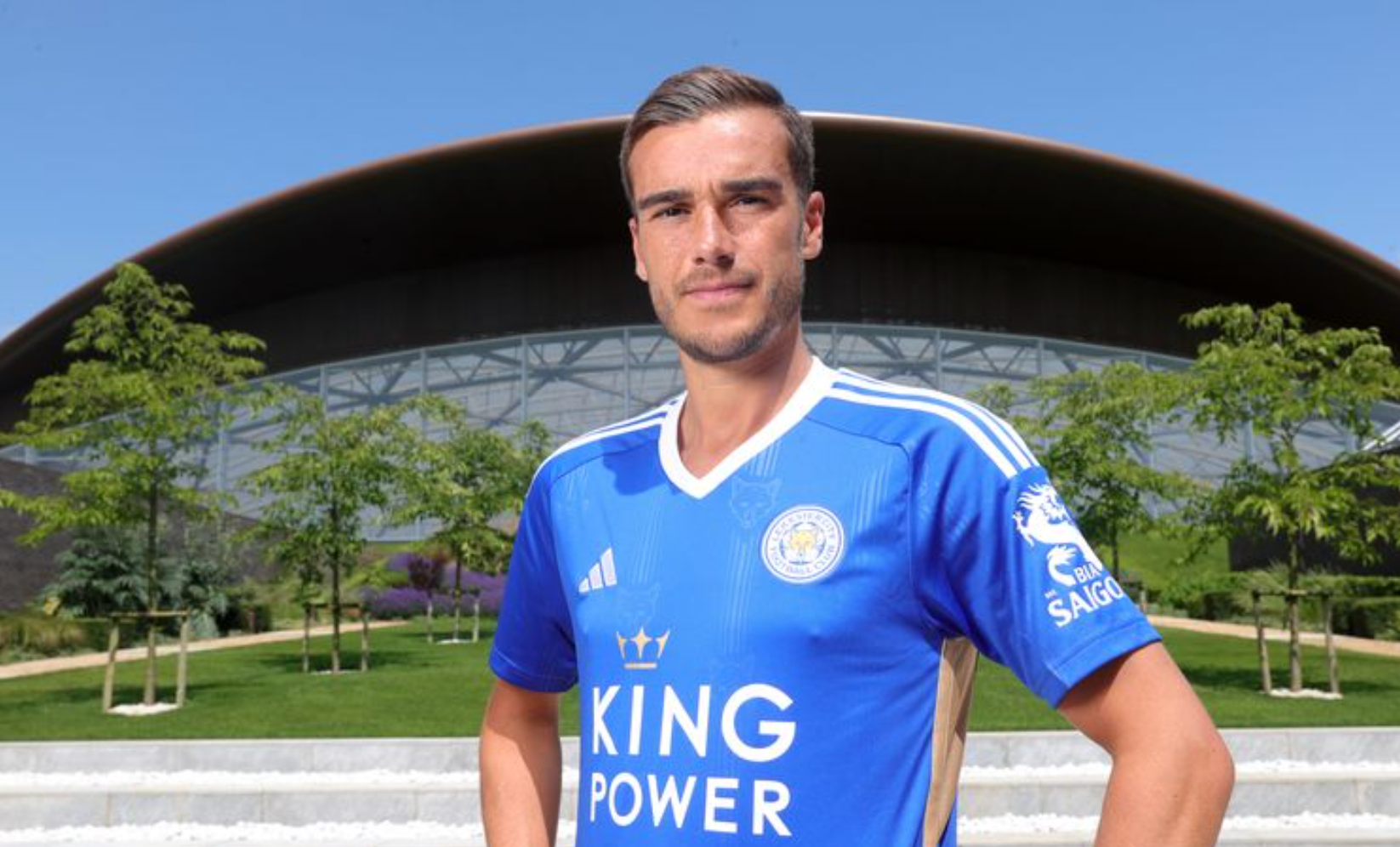 莱斯特城转会确认后,哈里·温克斯向球迷发送了感人的告别信息