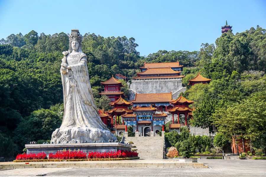 梧州龙母庙:千年古韵,神秘祈福