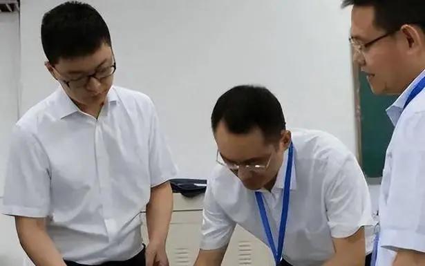 培养一名"副厅级"公务员要多久?3代人的奋斗,换1代人的成功