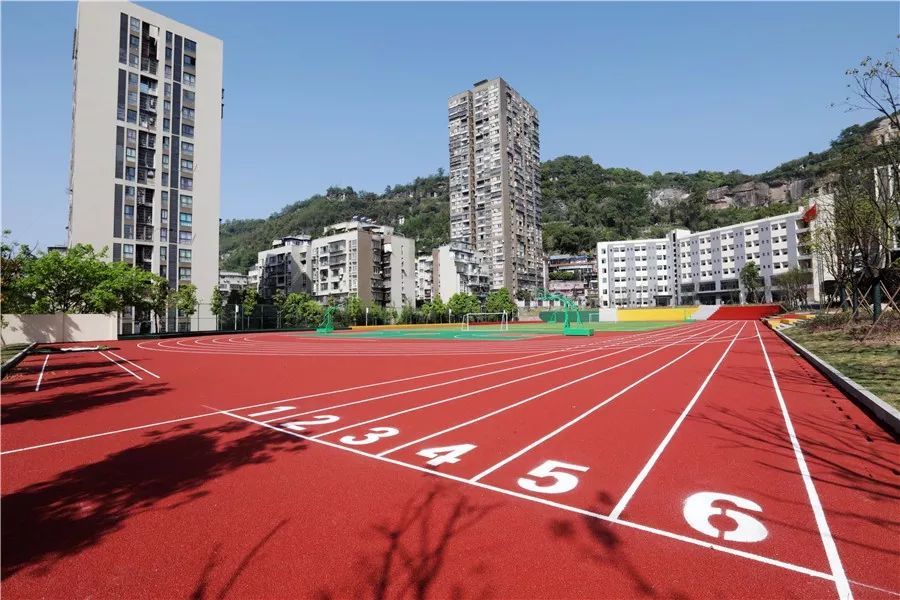 开学第一波羊毛来袭!京东校园x芒果tv放福利,快来认证领好礼