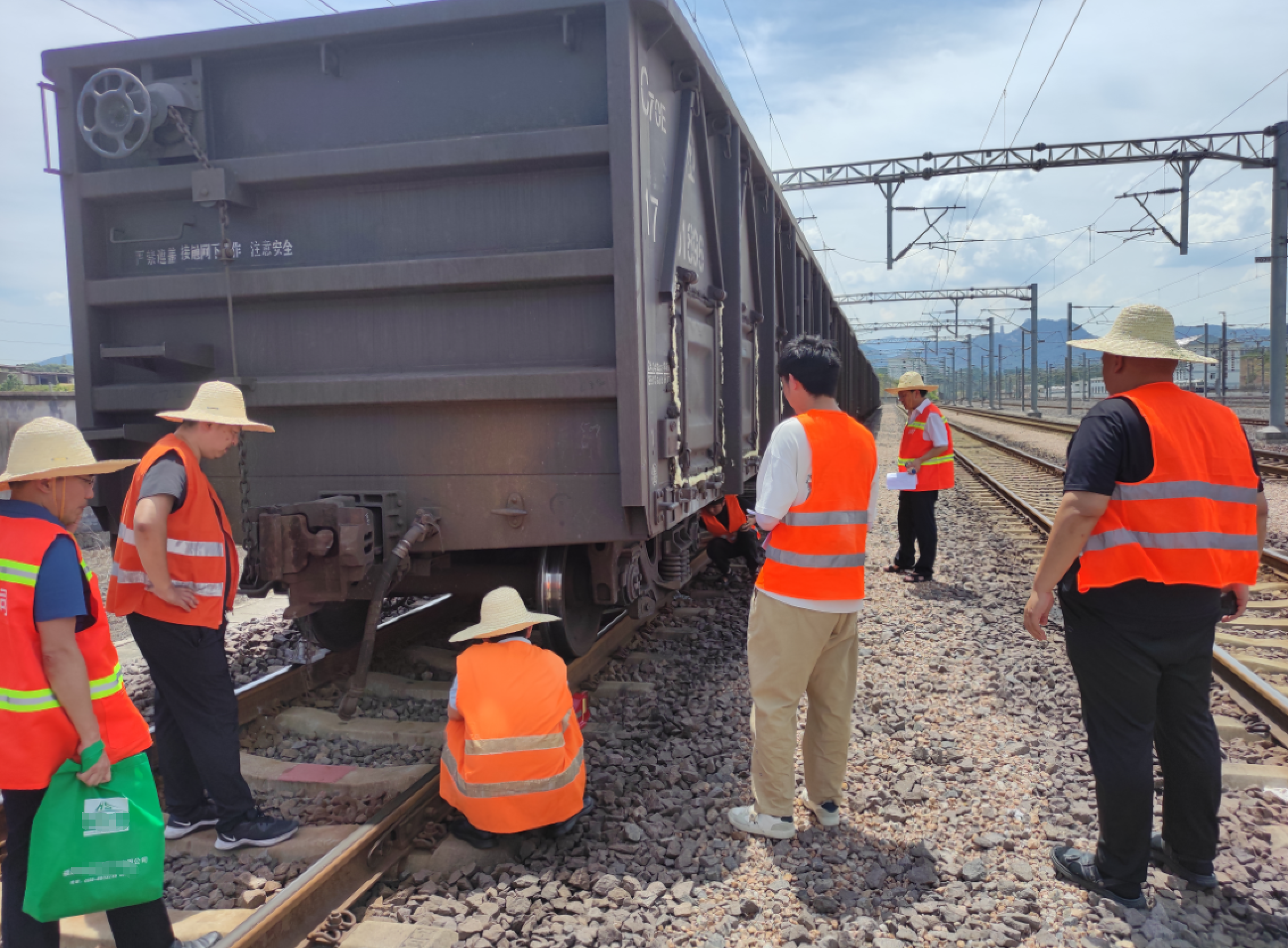 麦微智能铁鞋防溜互控装置mh501在三明北火车站演示圆满成功