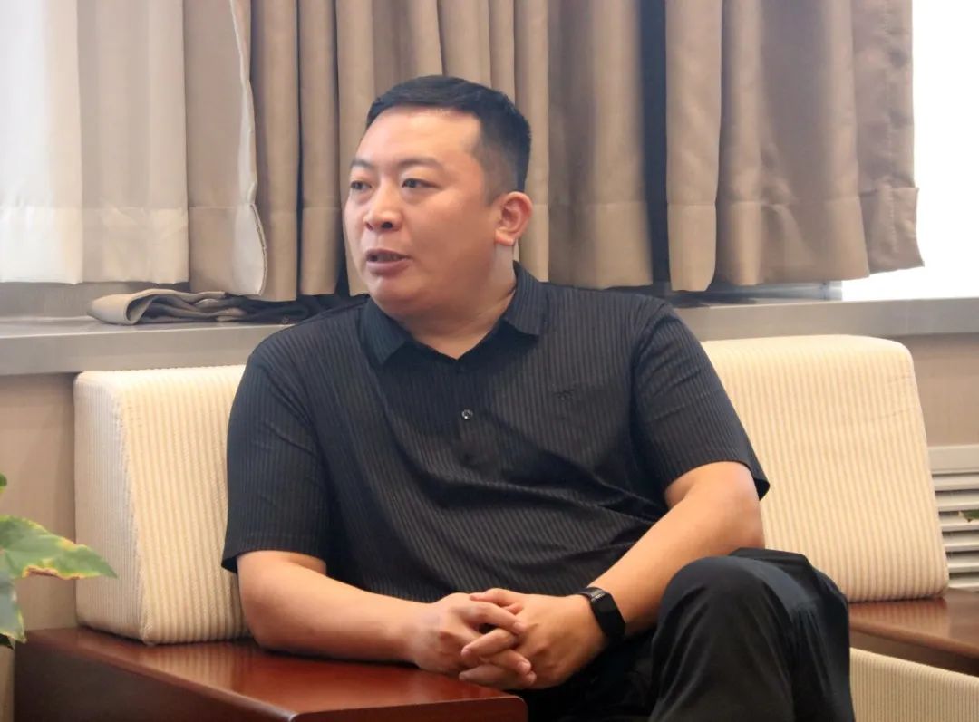 浑源县长赵昱清会见首投科创郝毅一行