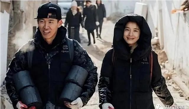 sean与妻子郑惠英甜蜜晒恩爱,婚姻坚定19年