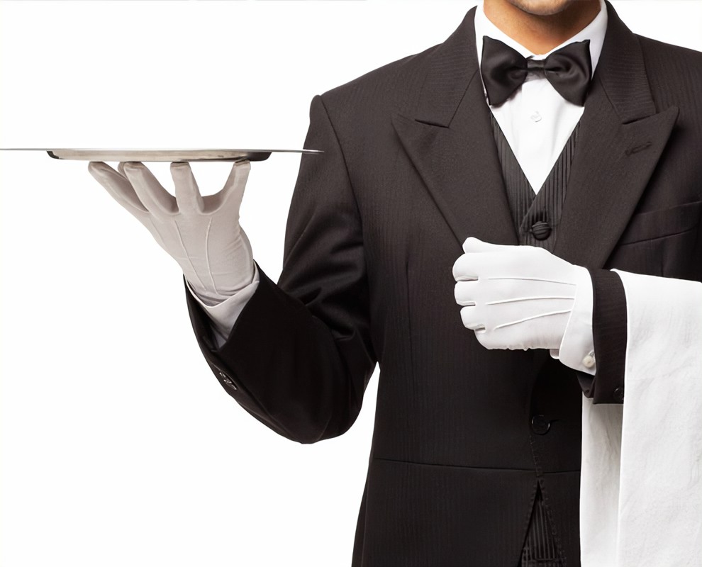 不止在王室,高薪的传统职业——与时俱进的英式管家