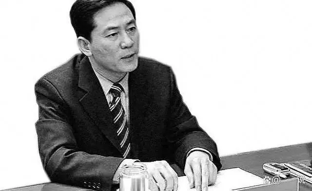 案例:市长陈兴銮被指好色:敛财数千万,涉及宫廷风情和下属关系