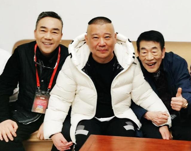 郭德纲当众被"掌掴",7000万豪宅说拆就拆,杨议凭啥这么狂?