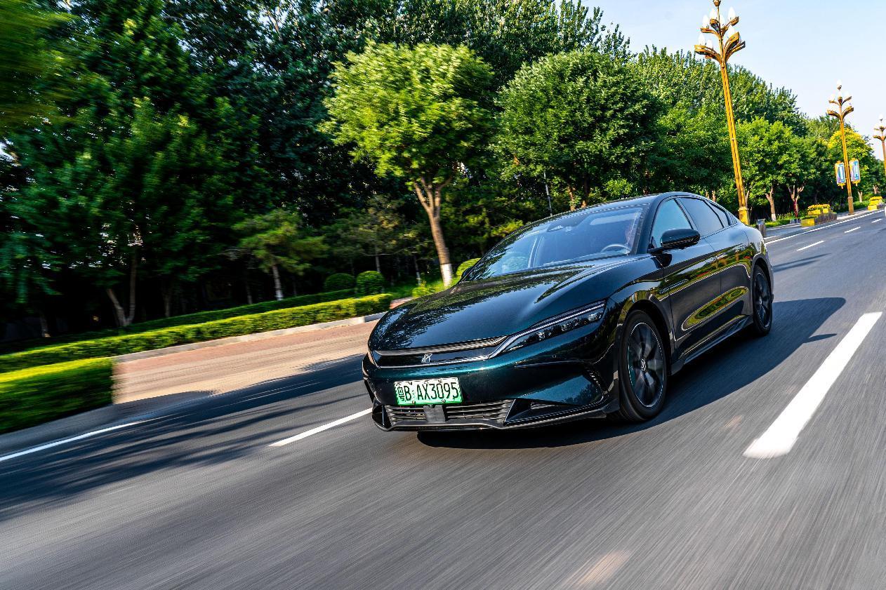 这才是自主家轿天花板 比亚迪汉ev千山翠试驾报告