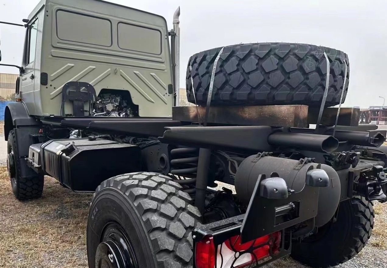 乌尼莫克u5023实拍!确实牛!(1)