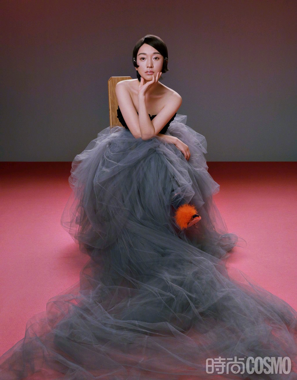 周迅复古名伶金九封面,复古氛围感拉满,散发成熟女性气质