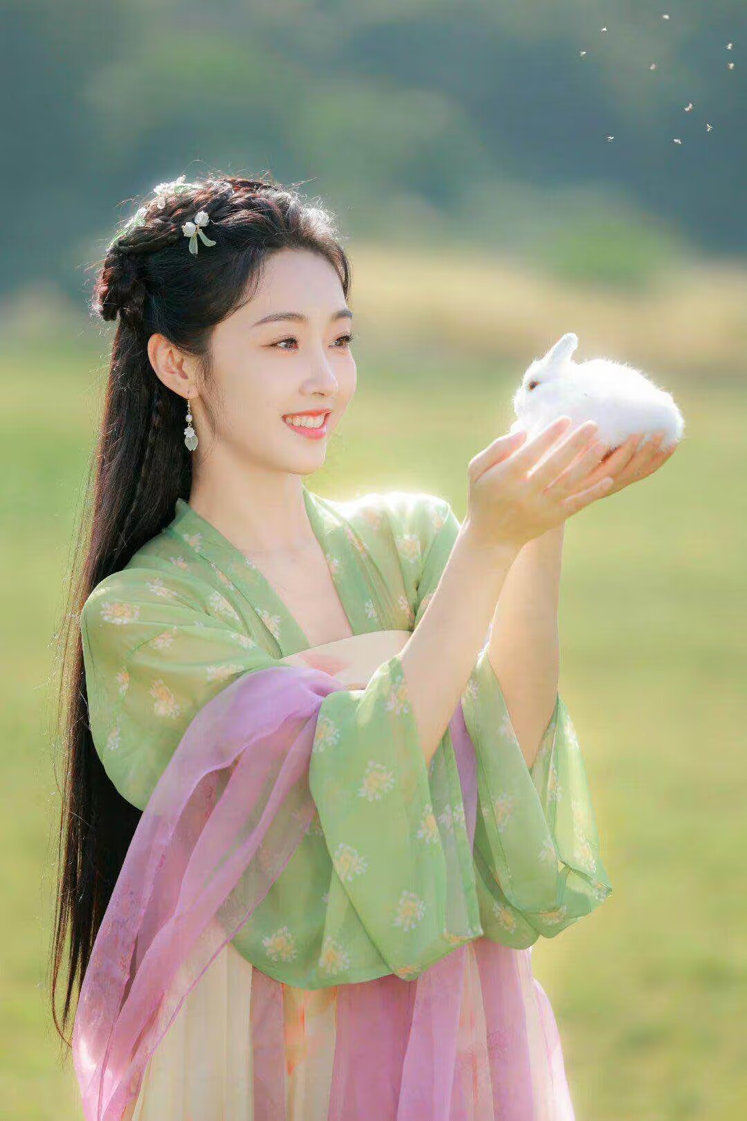 梦回"师姐"!宣璐汉服照美出圈,俏皮灵动真减龄