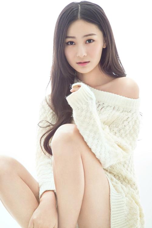 唐婉婚前孕肚凸显,道士迷信说法竟是鬼胎!