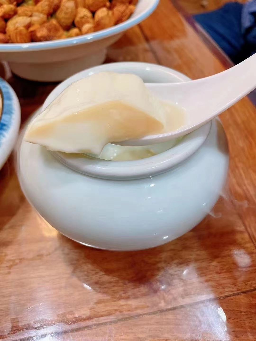 玖公豆花:让所有吃货都欲罢不能的甜品-焦糖豆花