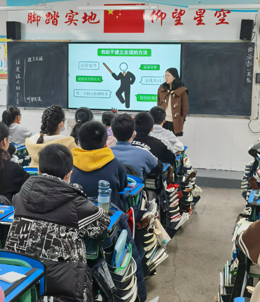 绵阳市第二中学:第四届课程博览会暨协作体教研活动顺利举行