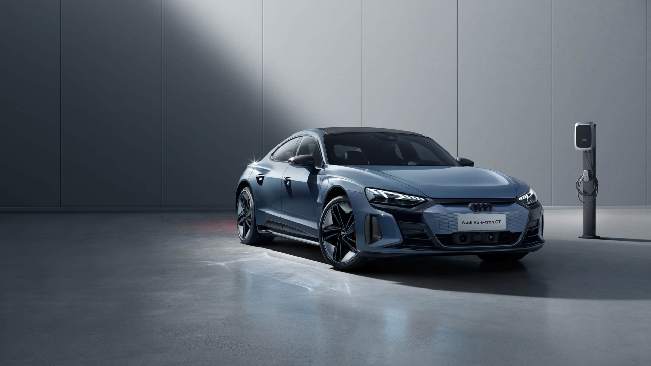 优雅永不过时,难得的纯电好车奥迪rs e-tron gt,售价146.88万元