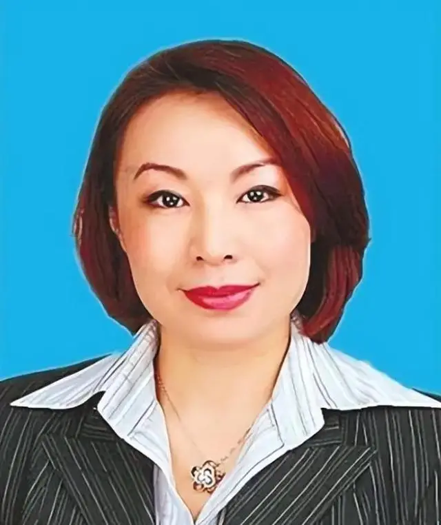 案例:云南女色虎罗敏,曾是部队"最美军花",靠陪睡上位