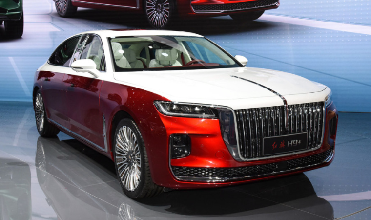 我们生在国旗下,长在春风里,红旗h9