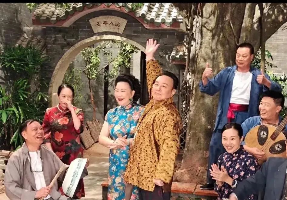 《七十二家房客》三六九饰演者吴家辉其人其事