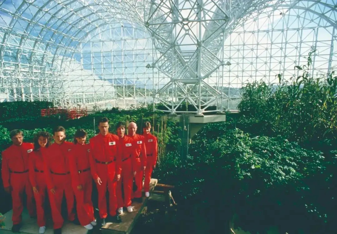 4男4女被关在封闭空间进行实验,"人造生物圈"结局如何?