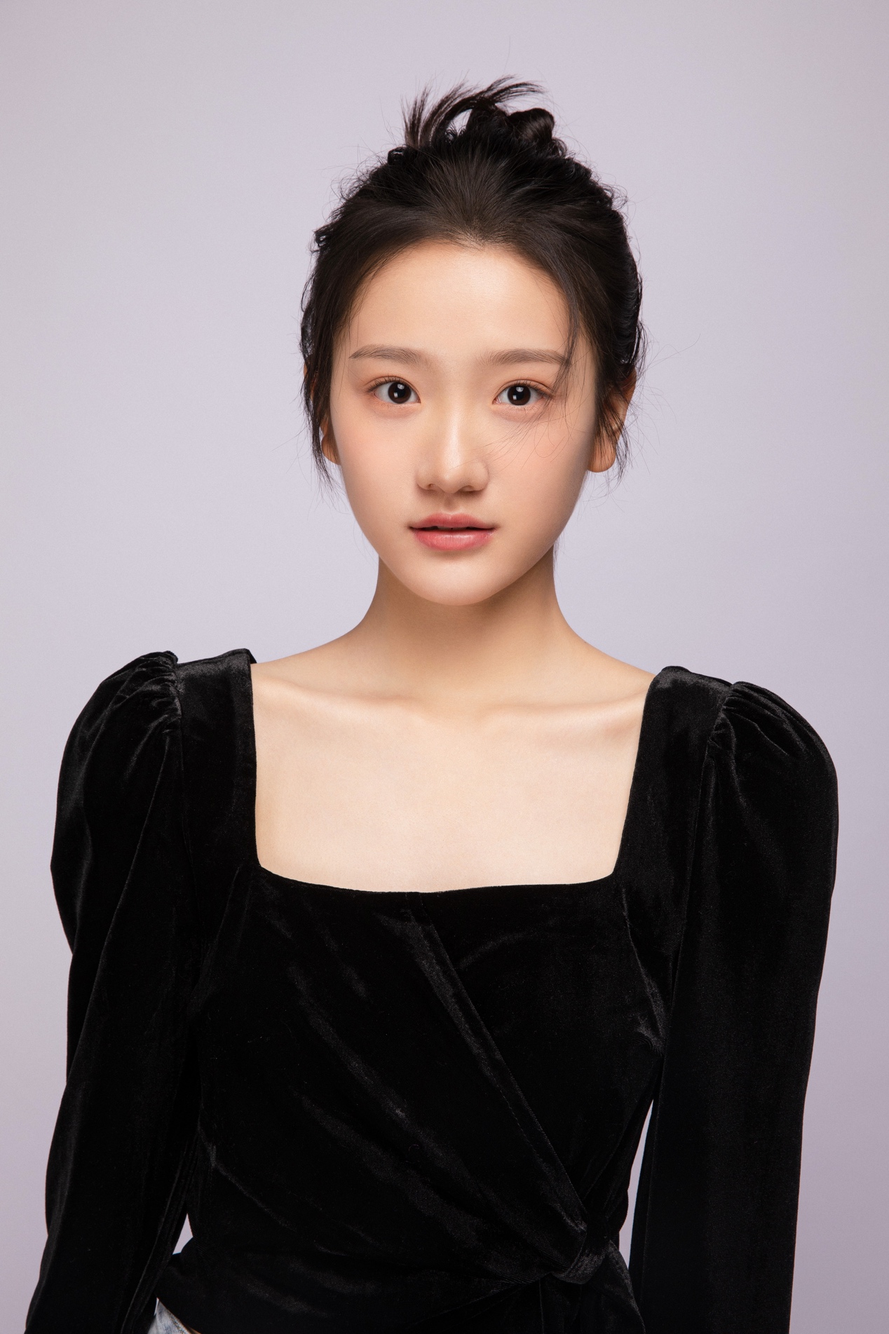 万合天宜新演员陈思羽首部电影《彩虹线》杀青 新人首秀未来可期