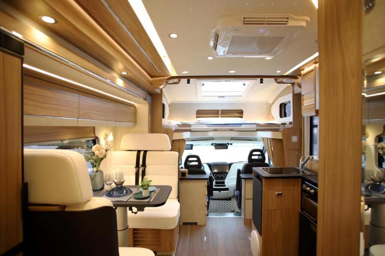 2022南京国际房车展:伟昊新款卡漠兹next 590-sg房车震撼上市!