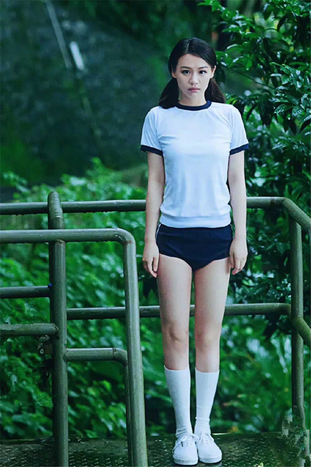 拜托马思纯别再学海绵宝宝笑了!早期的笑容多好看啊,灵动又青春