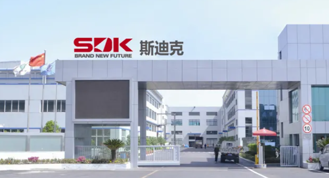 斯迪克董事长金闯高中学历身家曾被指50亿 公司曾因违规受罚10万