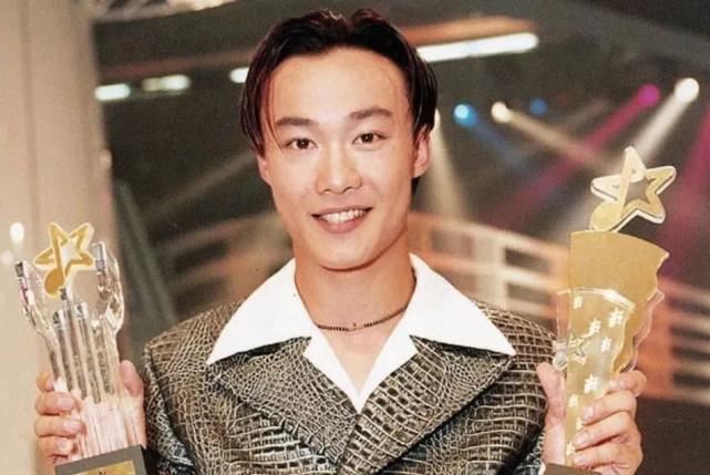 "炒掉"阿迪被曝要赔6000万?张国荣总算没看错陈奕迅