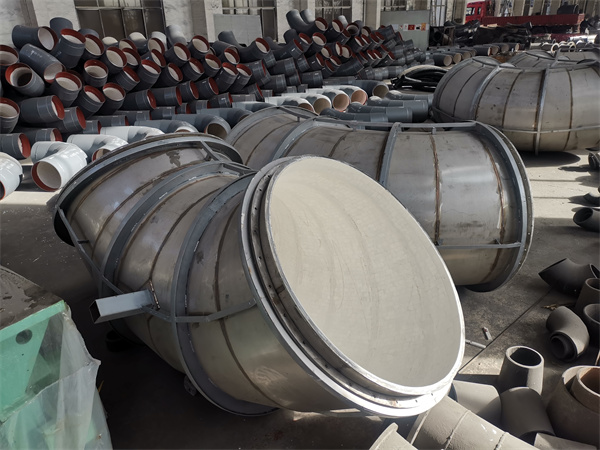 陶瓷耐磨管道弯头价格与弯曲半径有什么关系呢?