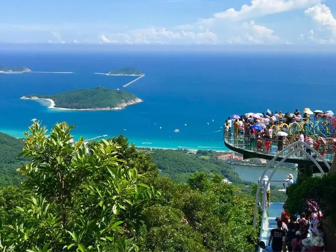 海南十大景点排行:第一亚龙湾,第二分界洲,第三南山文化旅游区