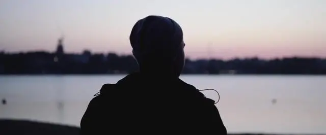 纪实:哈尔滨电霸李伟,狂敛数10亿,包庇亲弟玩弄女性,终被审判