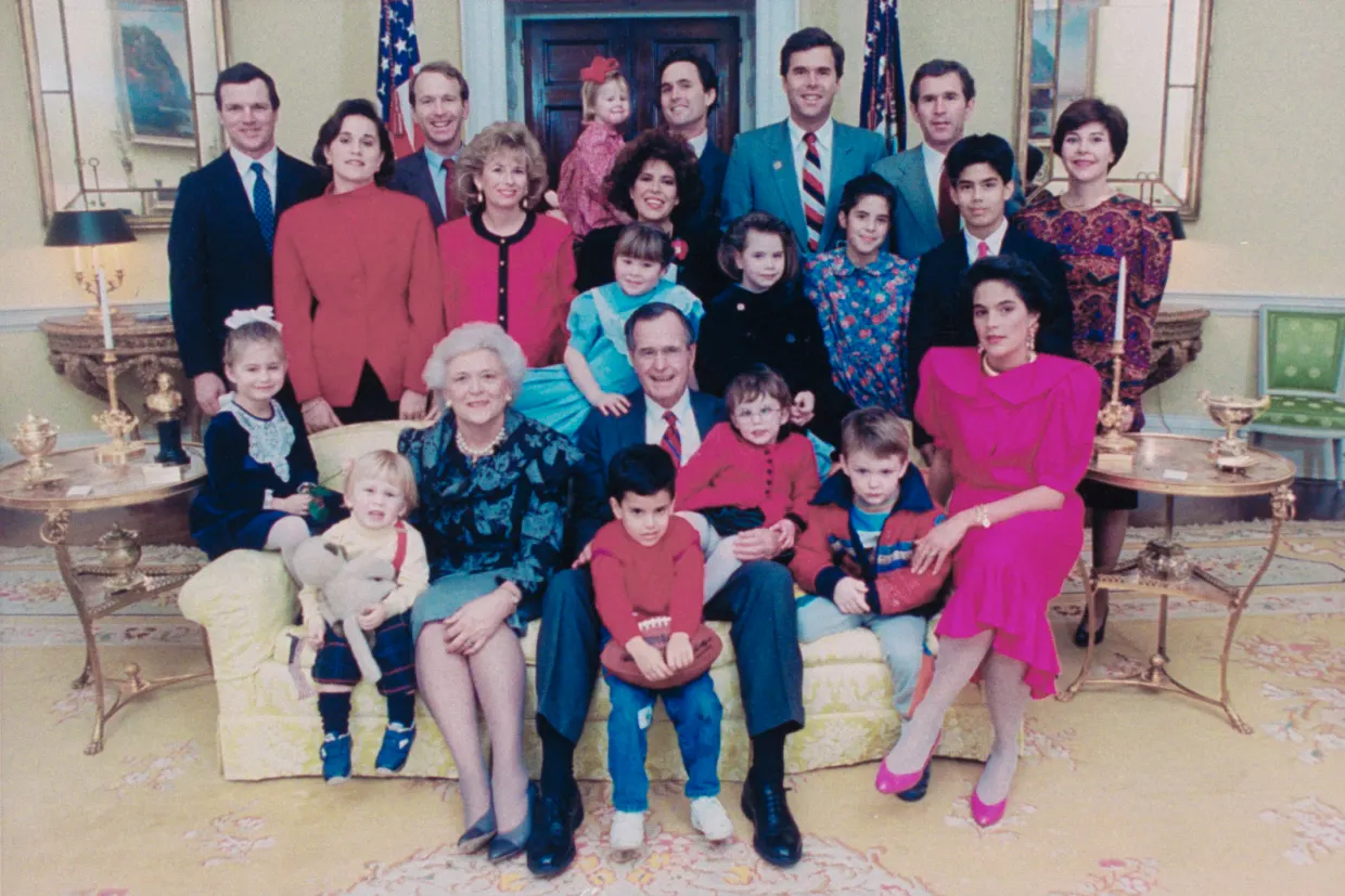 布什家族现状图片
