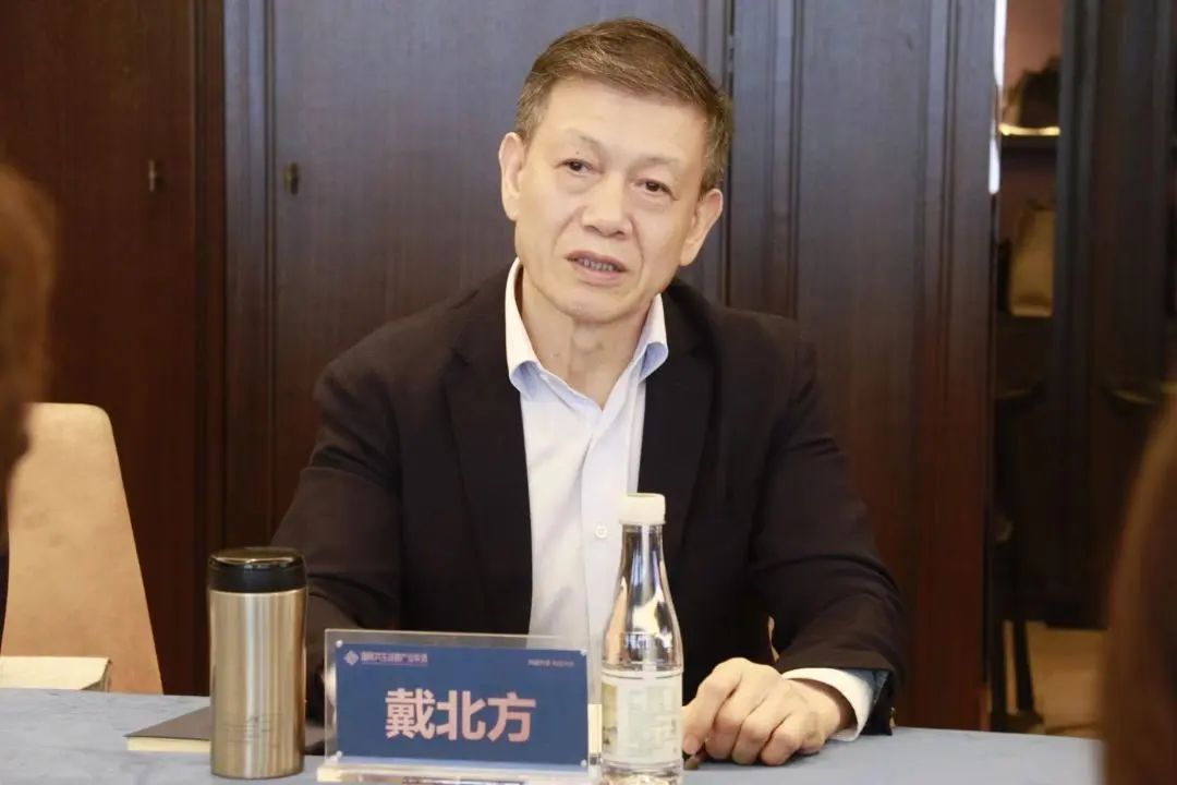 深圳市慈善会戴北方会长一行莅临侨商牡丹荟金牡荟考察指导